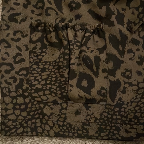 Guess short jumpsuit women - Picture 6 of 7